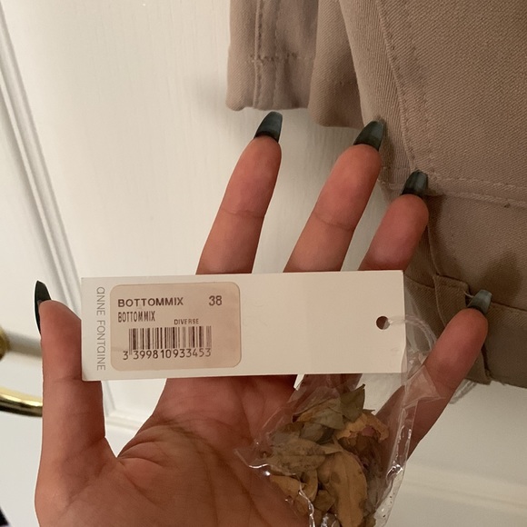 Anne Fontaine Elliot Straight Leg Khaki Jeans - Picture 9 of 10